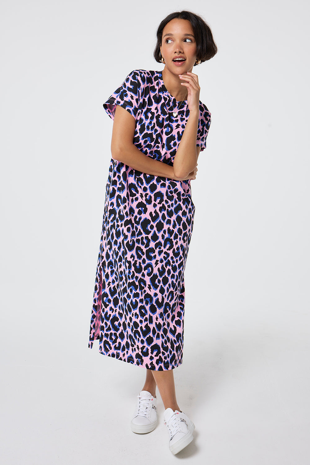 Be you cotton jersey dress with pockets in pink shops with blue leopard print