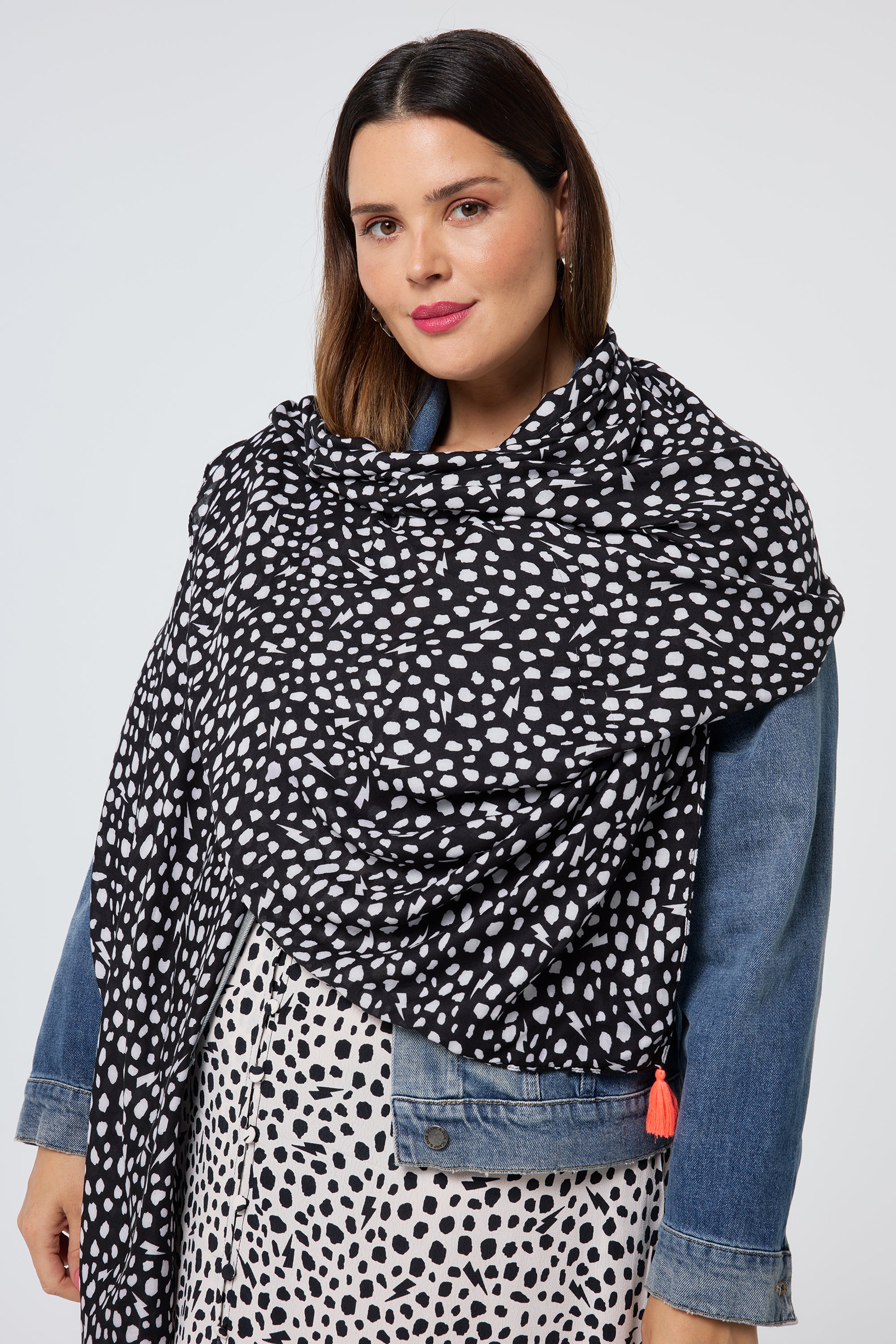 Black with White Cheetah Charity Super Scarf Scamp & Dude