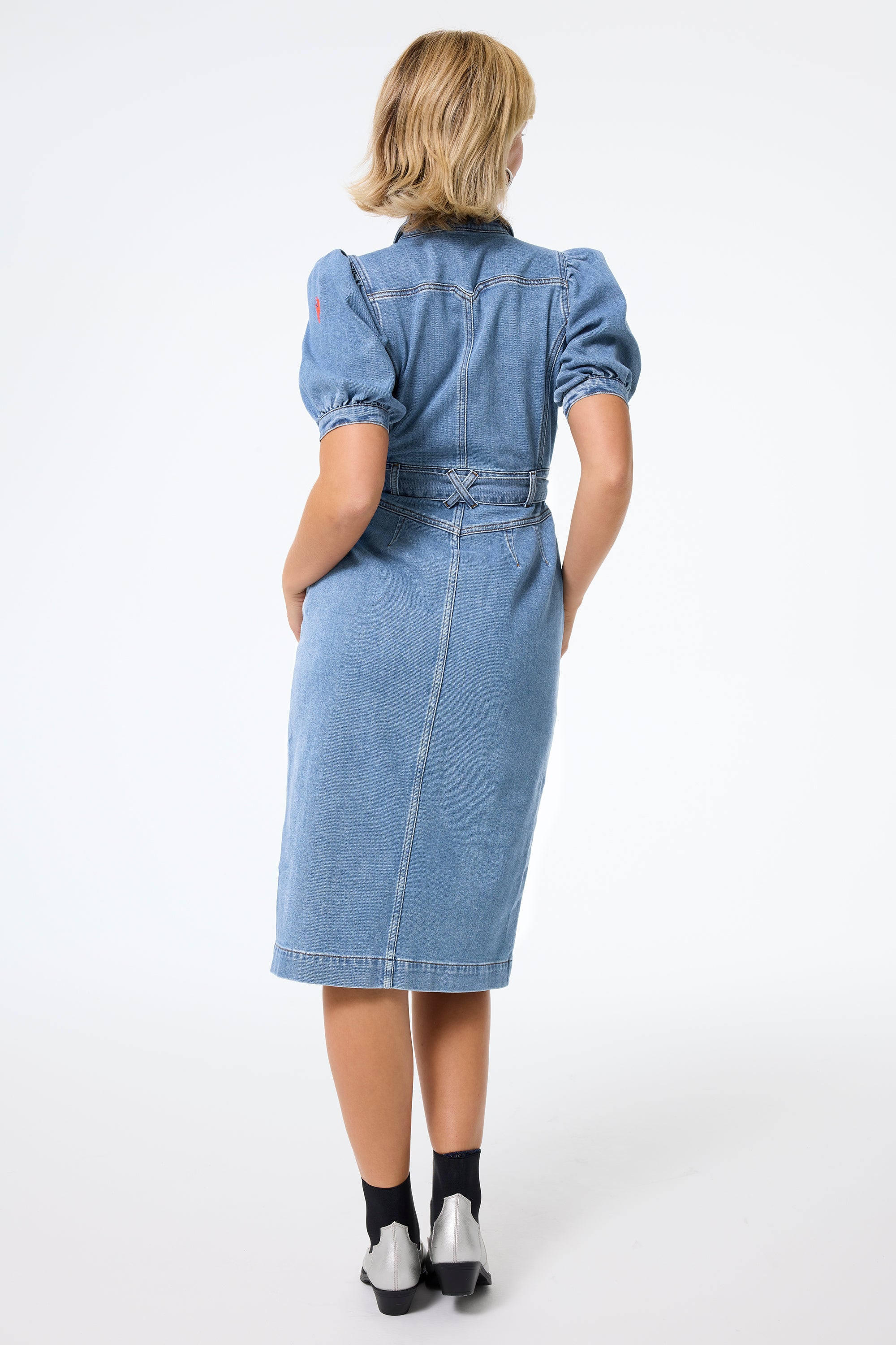 Denim midi dress with sleeves online