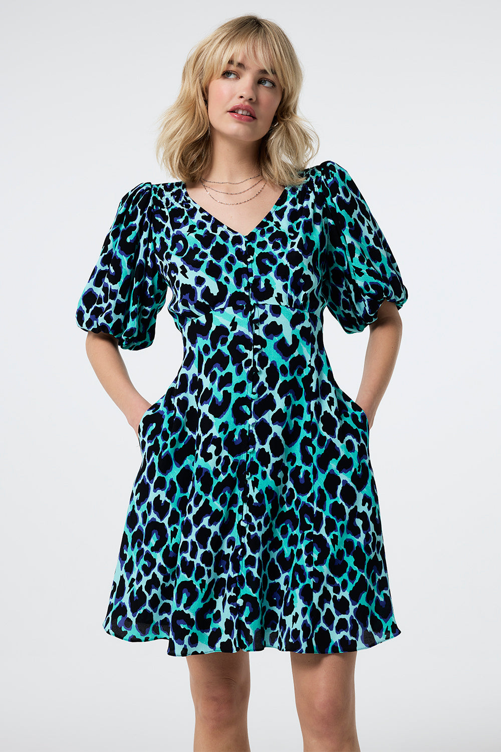 AQUA Black and shops Metallic Puff Sleeve Leopard Mini Dress - S