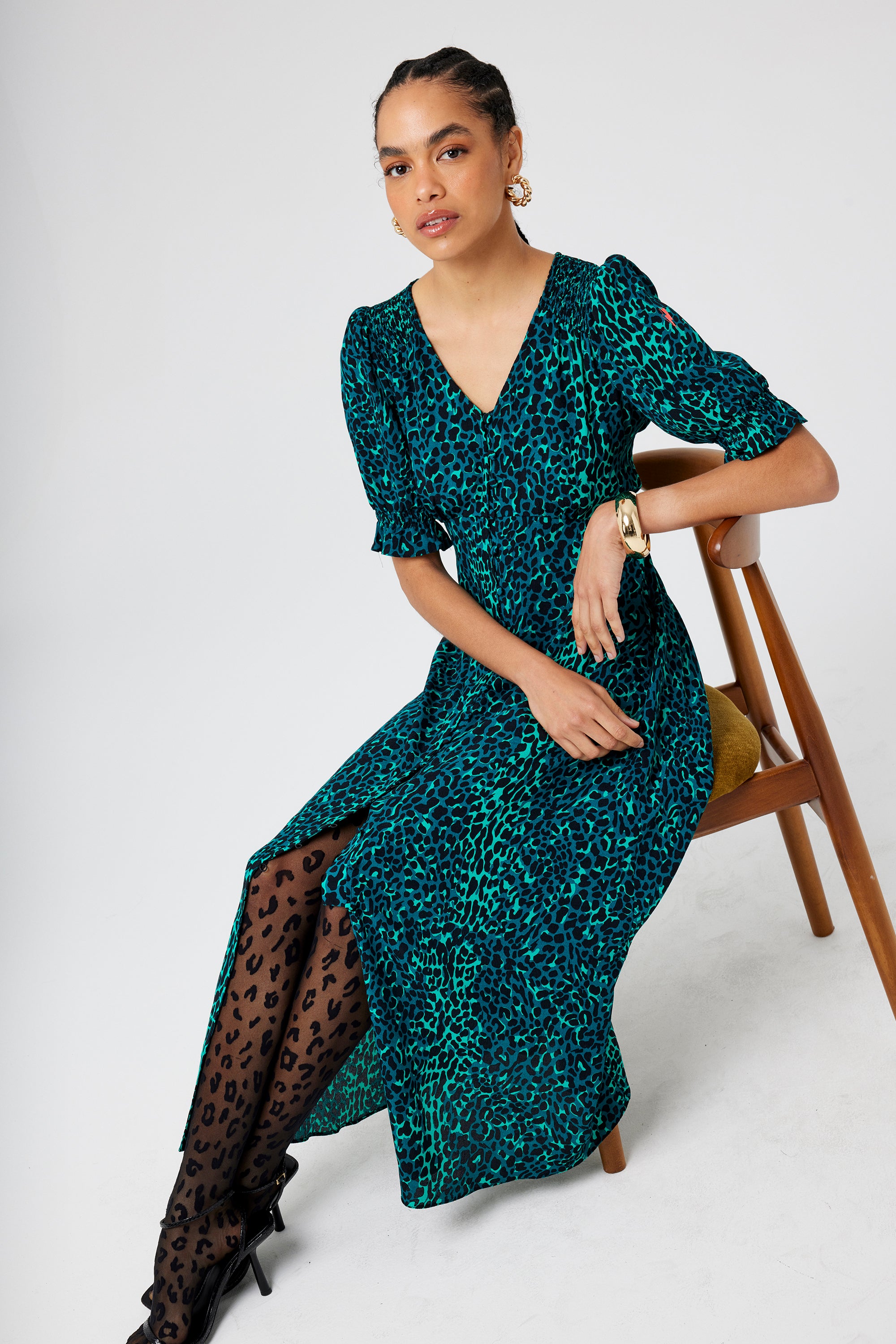 Green with Black Wild Leopard Flute Sleeve Midi Tea Dress